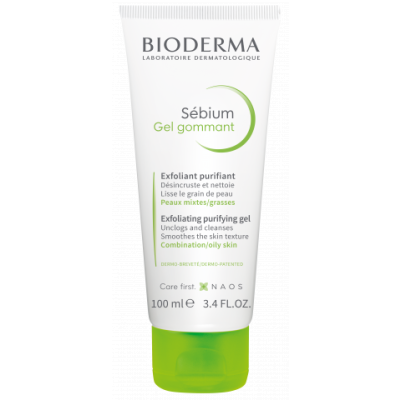 Gel exfoliante limpia y exfolia la piel reduciendo imperfecciones e iluminando el rostro.