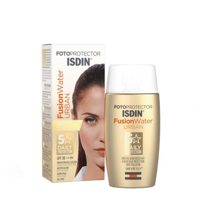 Protector solar antipolución con activos antioxidantes que combaten el fotoenvejecimiento y la oxidación celular producida por agentes irritantes como la polución.